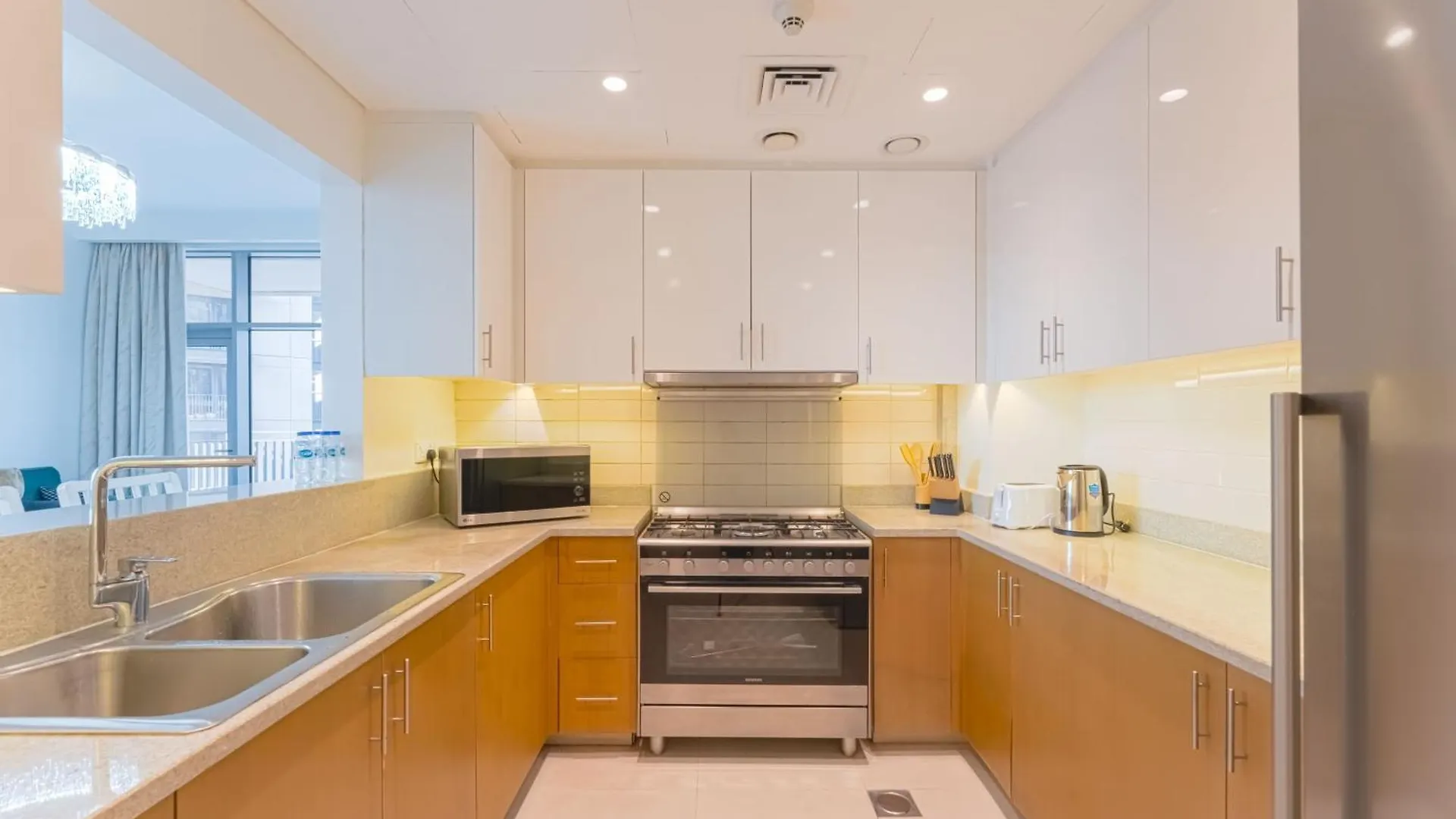 Beautiful 2Br Apartment In The Heart Of Blvd Dubai