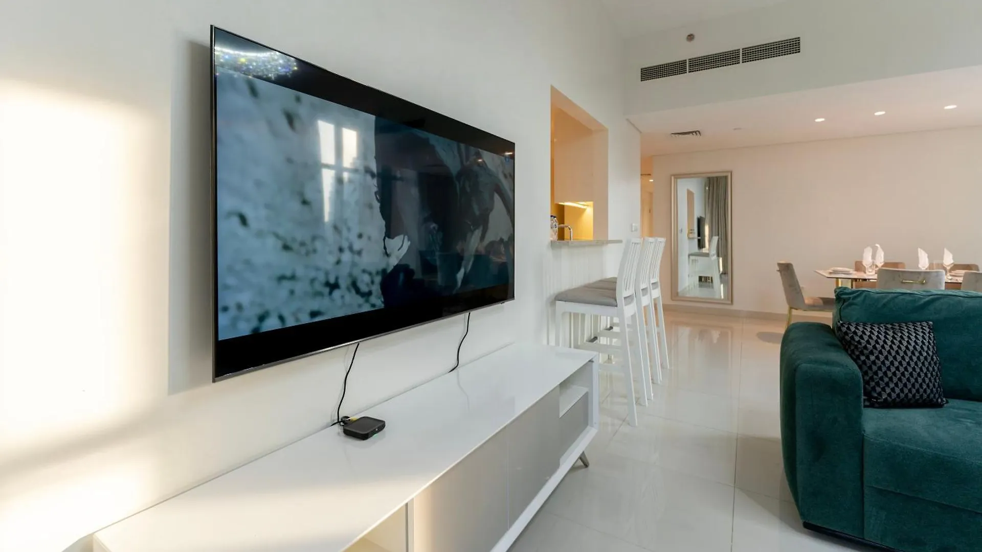 Beautiful 2Br Apartment In The Heart Of Blvd Dubai