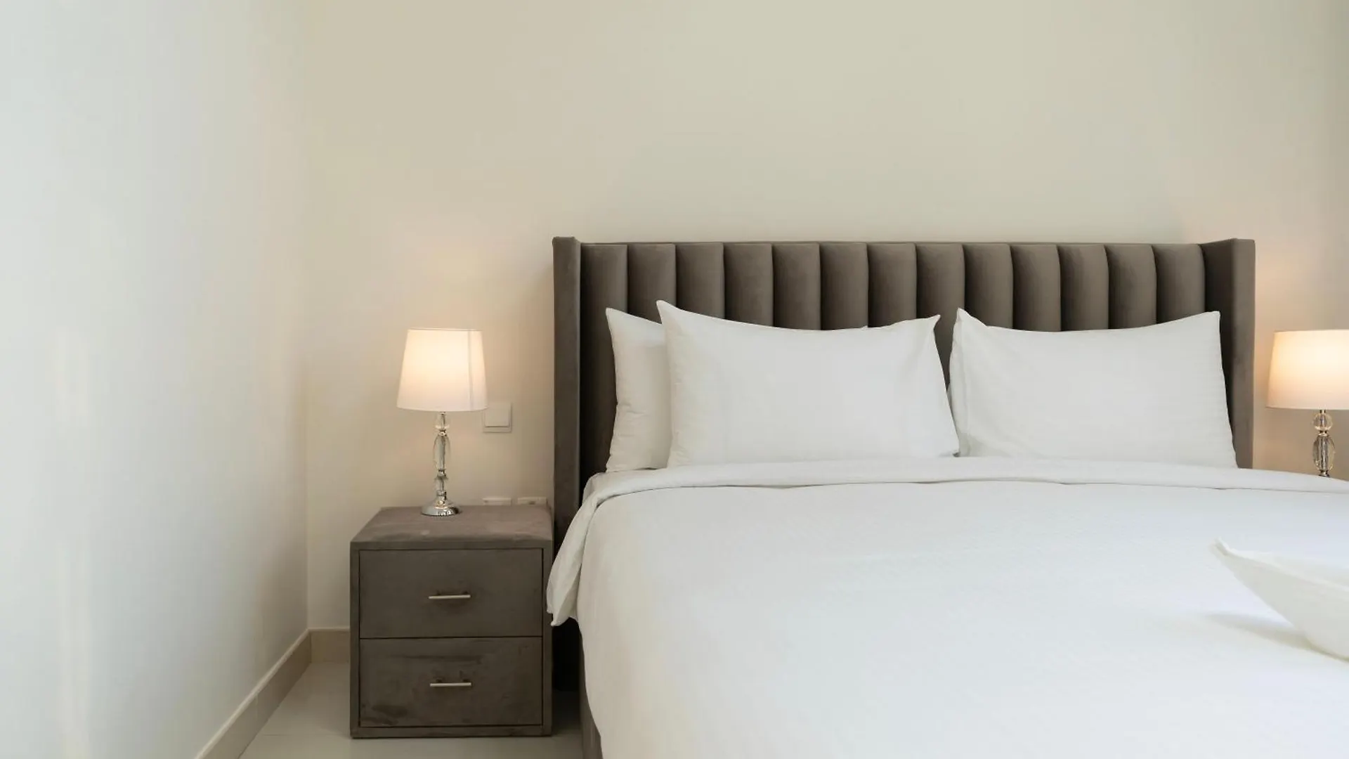 Beautiful 2Br Apartment In The Heart Of Blvd Dubai United Arab Emirates