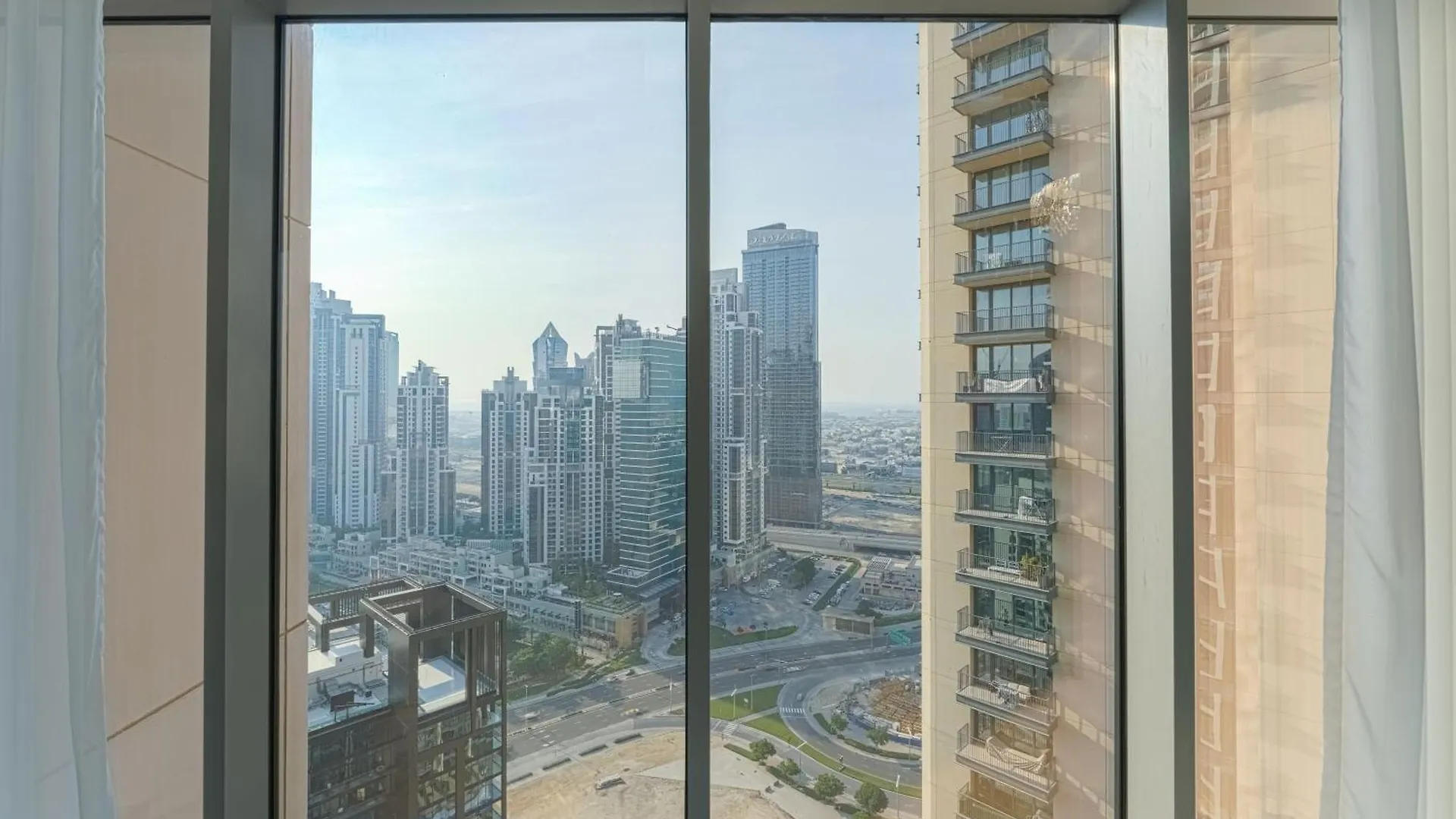 Beautiful 2Br Apartment In The Heart Of Blvd Dubai