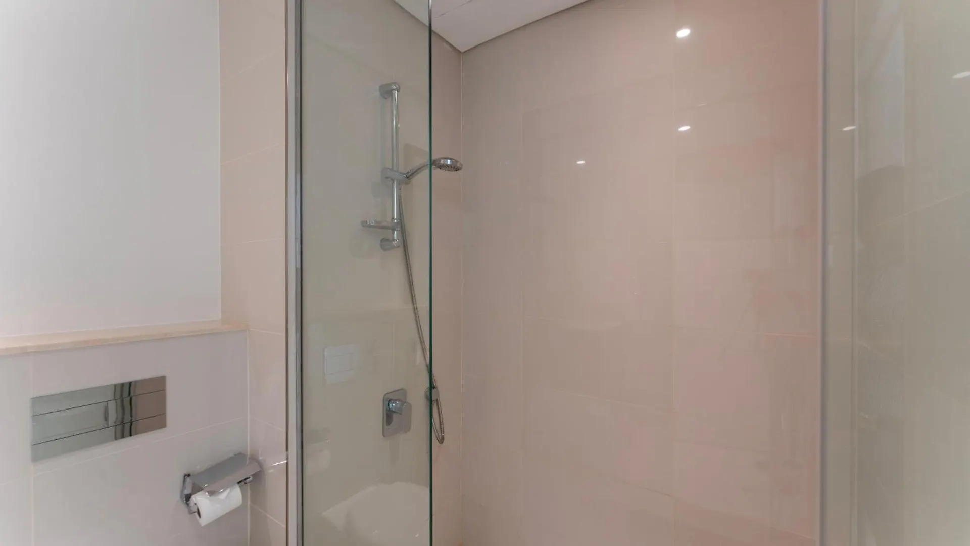 Beautiful 2Br Apartment In The Heart Of Blvd 두바이
