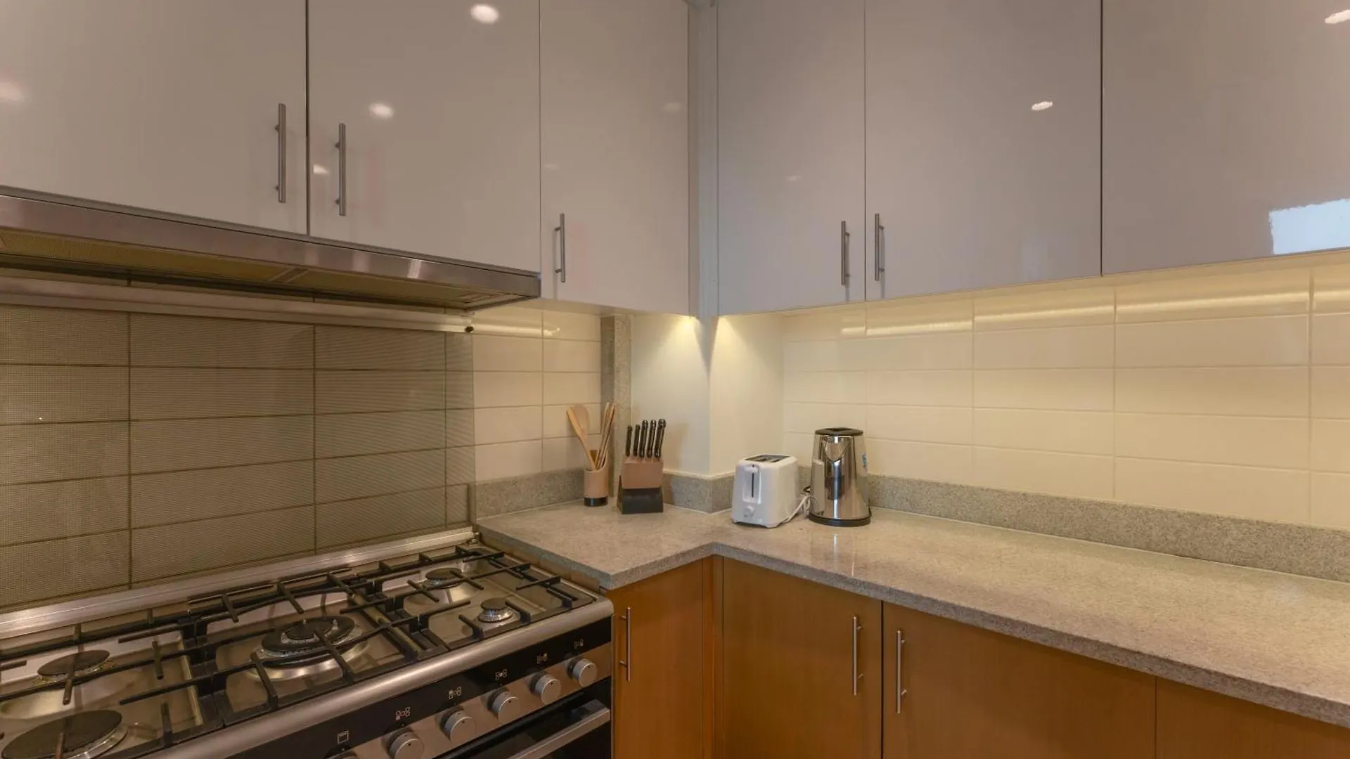 Beautiful 2Br Apartment In The Heart Of Blvd 두바이 0*,  아랍에미리트