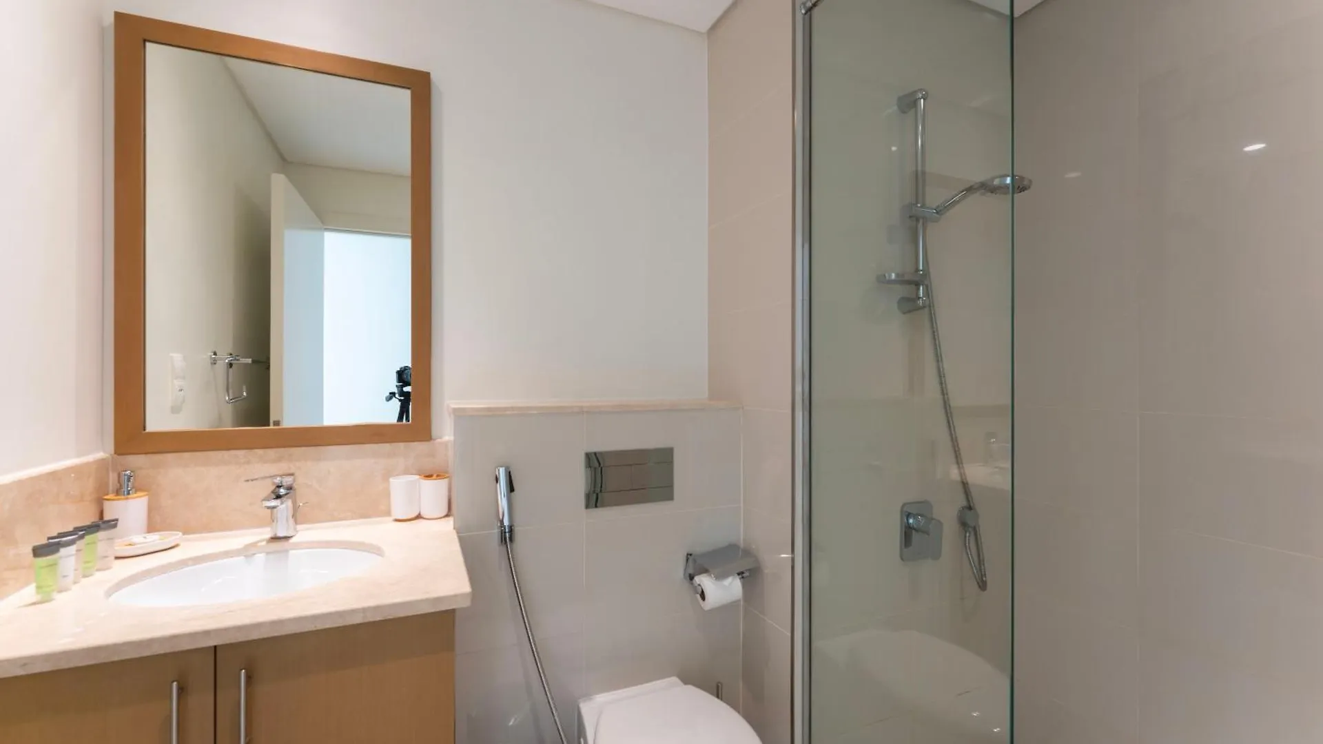 Beautiful 2Br Apartment In The Heart Of Blvd 두바이 아랍에미리트