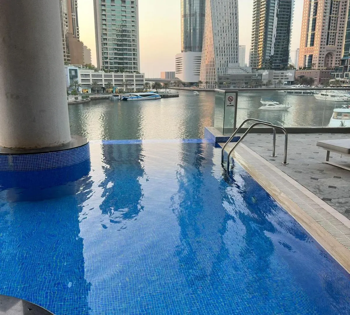 Beautiful 2Br Apartment In The Heart Of Blvd 두바이
