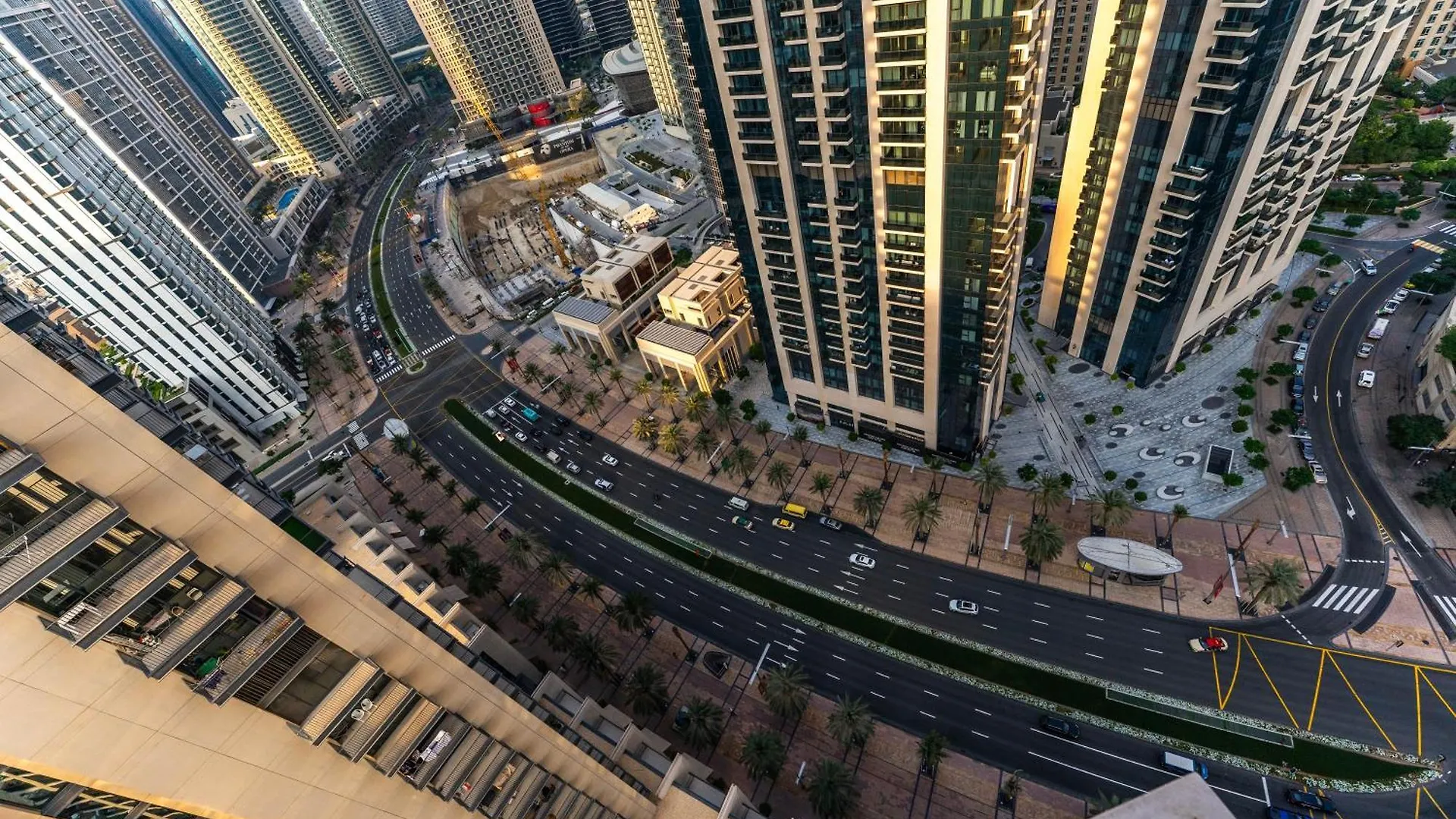Beautiful 2Br Apartment In The Heart Of Blvd Dubai